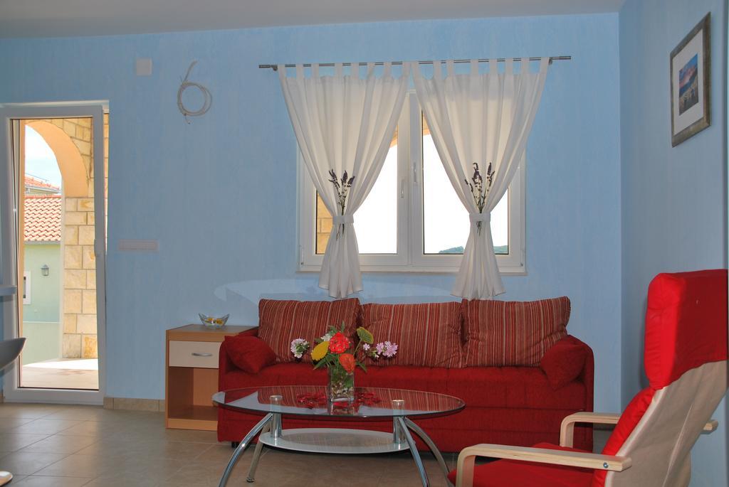Villa Lunaris Maslinica Luaran gambar