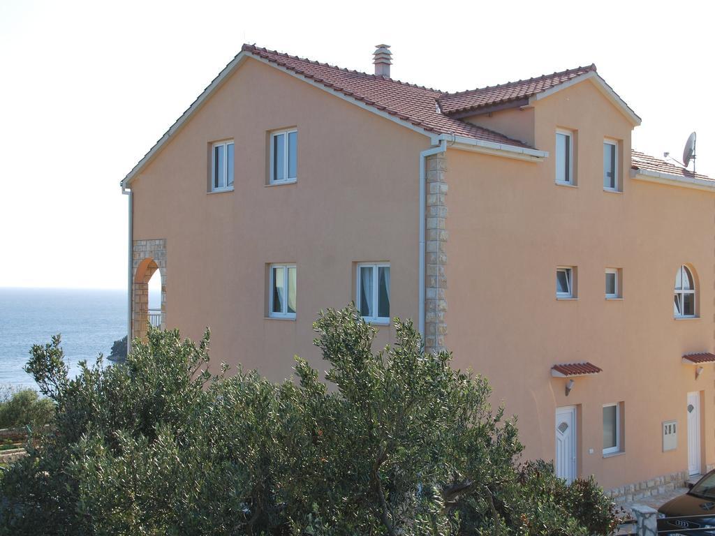 Villa Lunaris Maslinica Luaran gambar